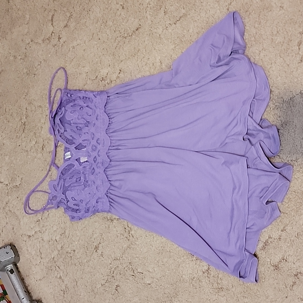 Lilac strappy tank
